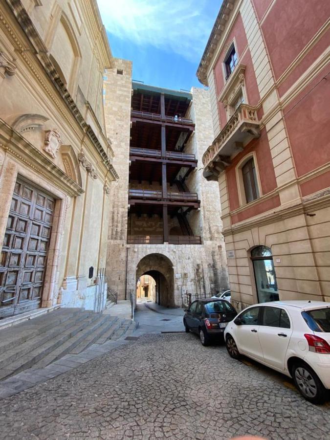 Cuore Del Centro Storico Cagliari Exterior foto